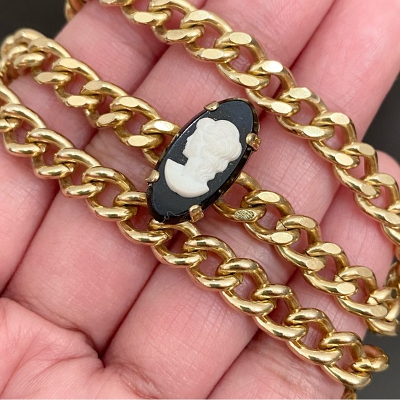 Vintage Unsigned Victorian Lady Cameo Choker Necklace - Picture 9 of 16